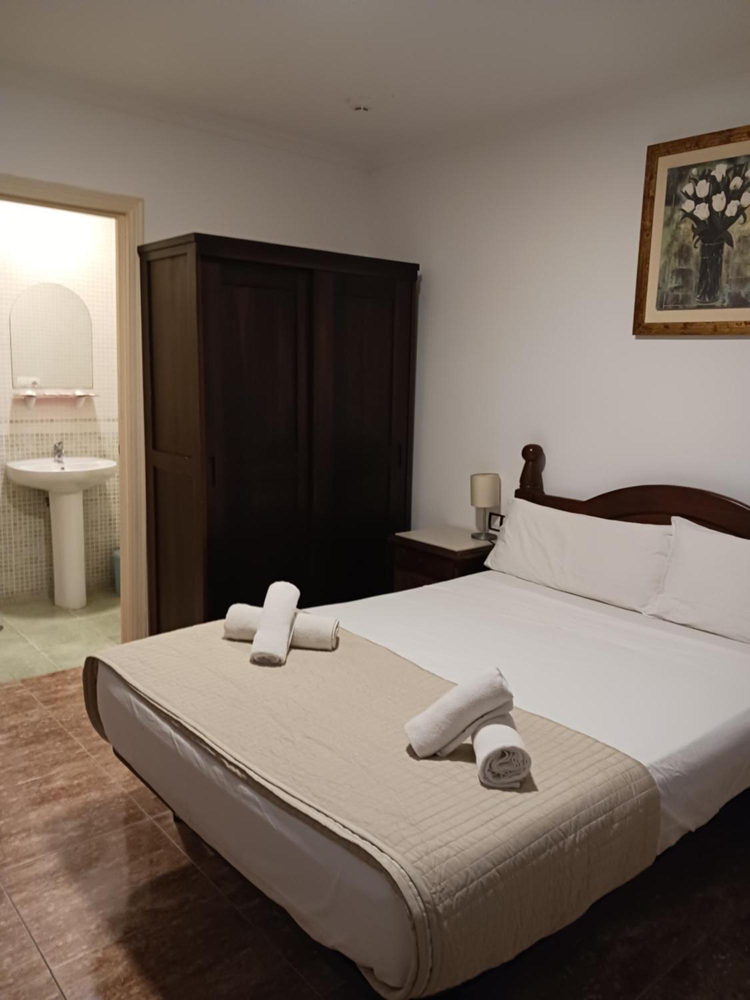 Hotel Manantiales ตอร์เรโมลิโนส ภายนอก รูปภาพ