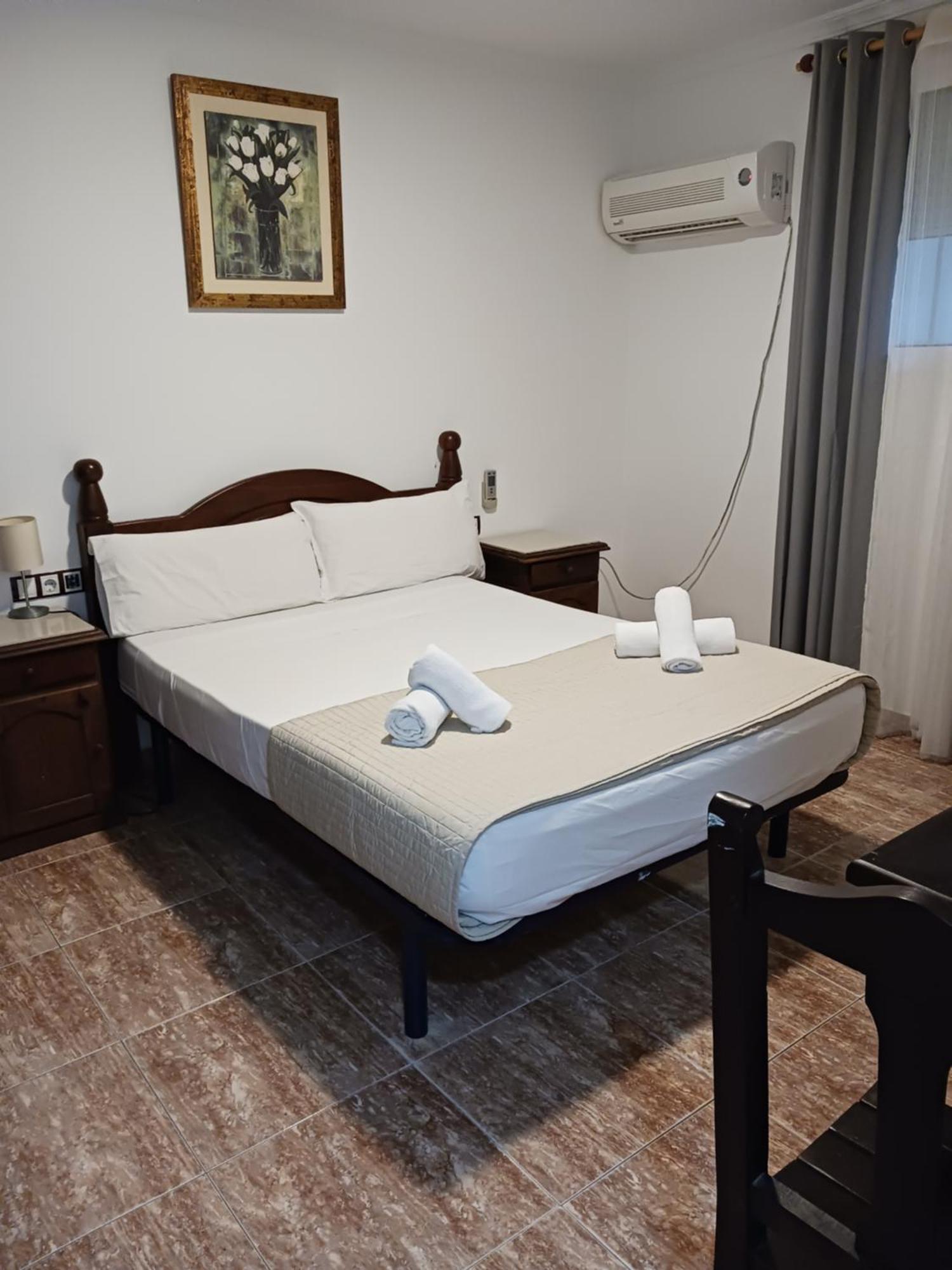 Hotel Manantiales ตอร์เรโมลิโนส ภายนอก รูปภาพ